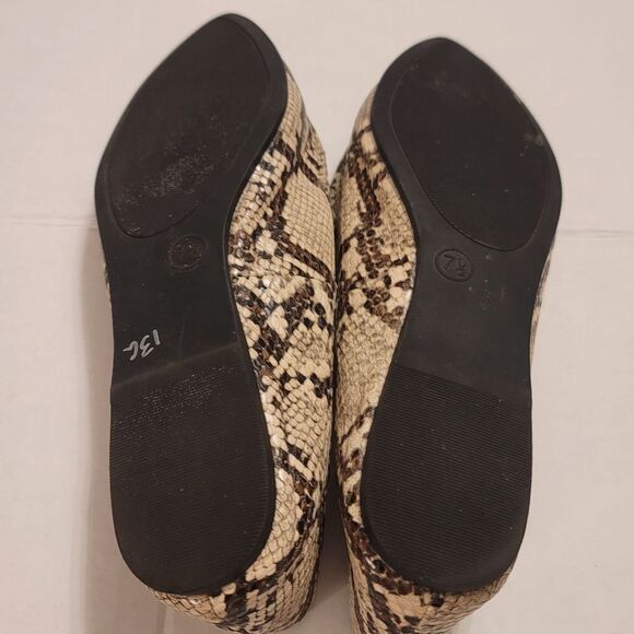A.NEW.DAY POINTED TOE ANIMAL PRINT DESIGN WOMEN'S SANDAL FLAT - Picture 15 of 16